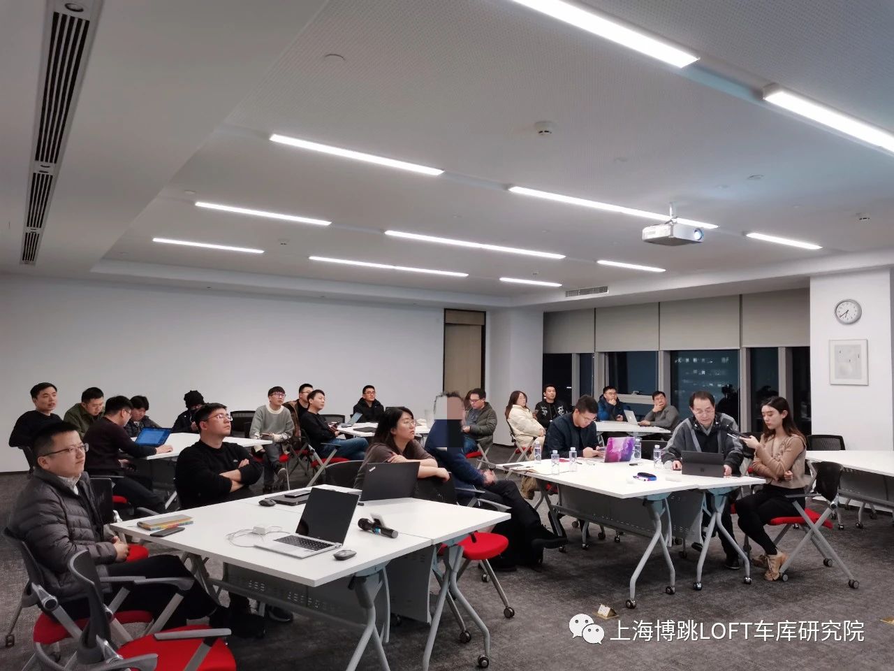 洛阳杭州LOFT车库专题会